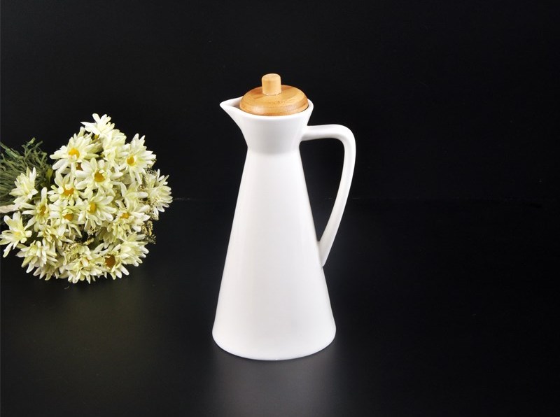 Ölivenöl Karaffe 450 ml Porzellan